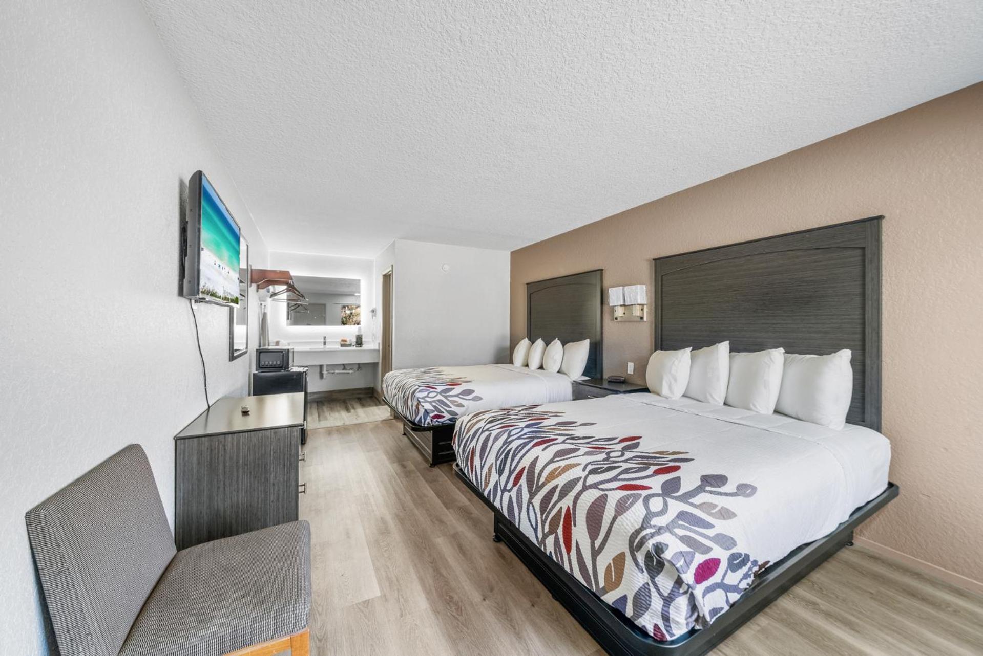 Executive - Panama Upper Grand Lagoon
