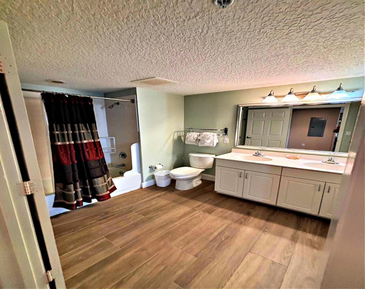 Apartment Vacation In Comfort And Luxury - 2br Oceanview - Wyndham Ocean Walk 2332 Daytona Beach