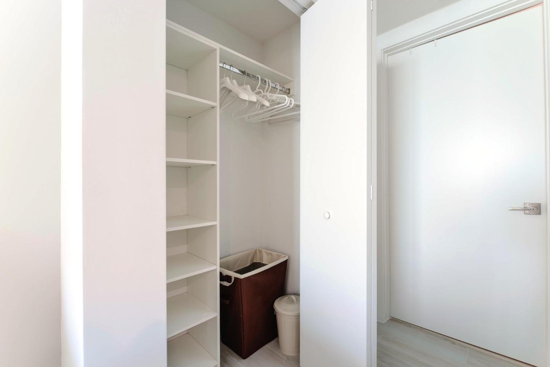 Apartment Luxury Beachfront W Amenities