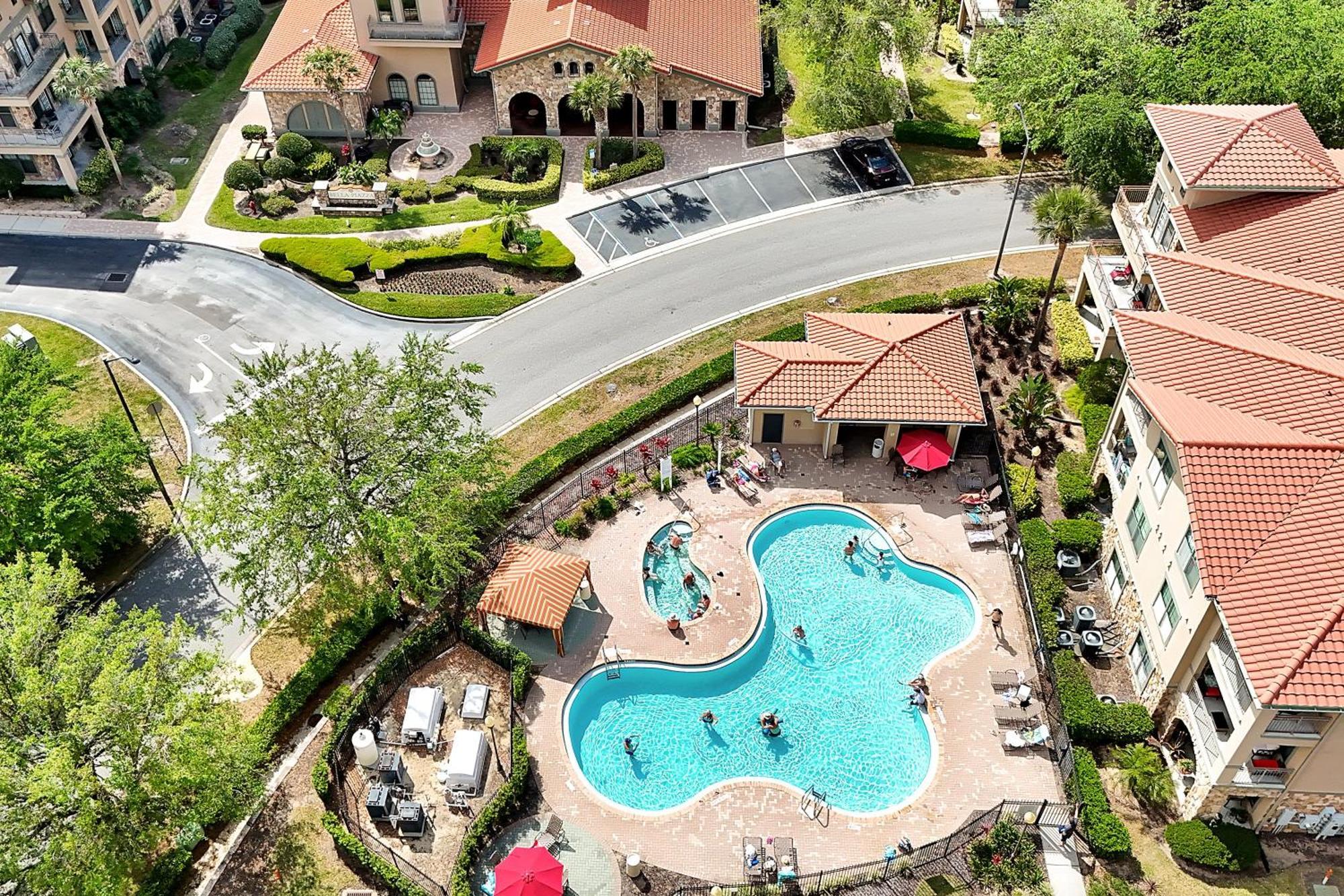 Hidden Paradise In Bella Piazza View Davenport