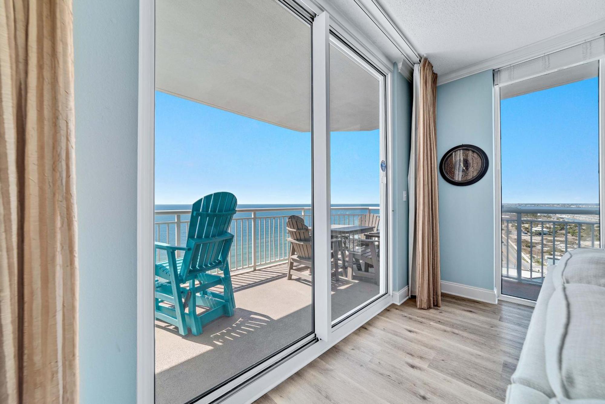Apartment Palacio Unit 1606