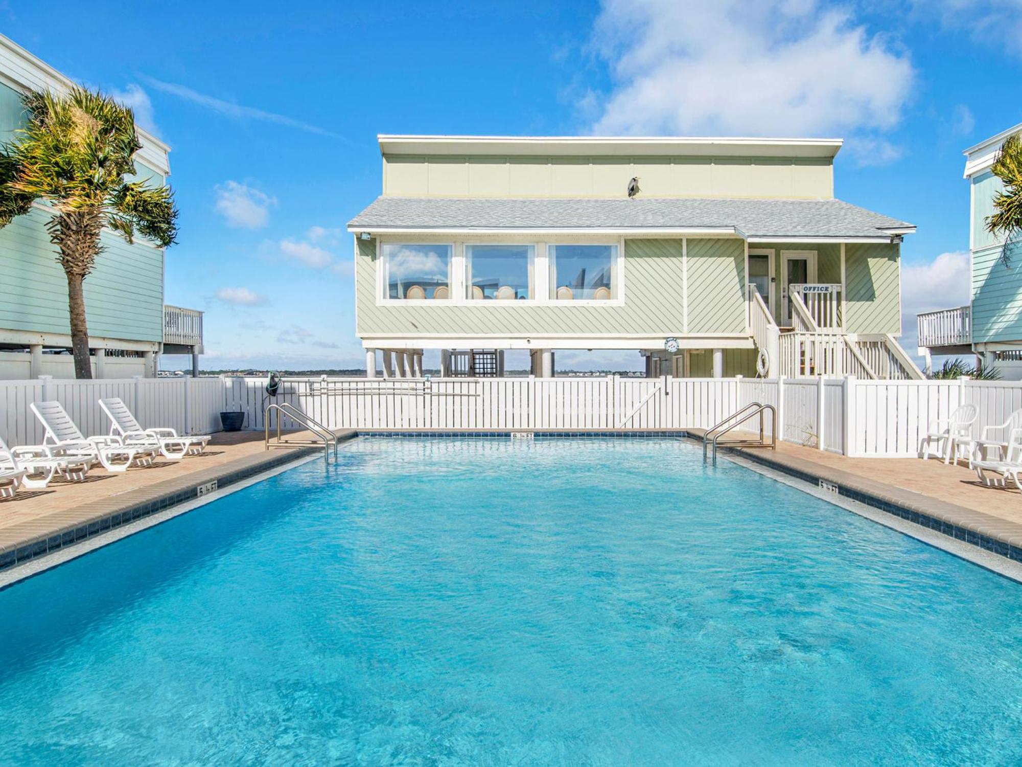 Boardwalk Townhomes 17a *