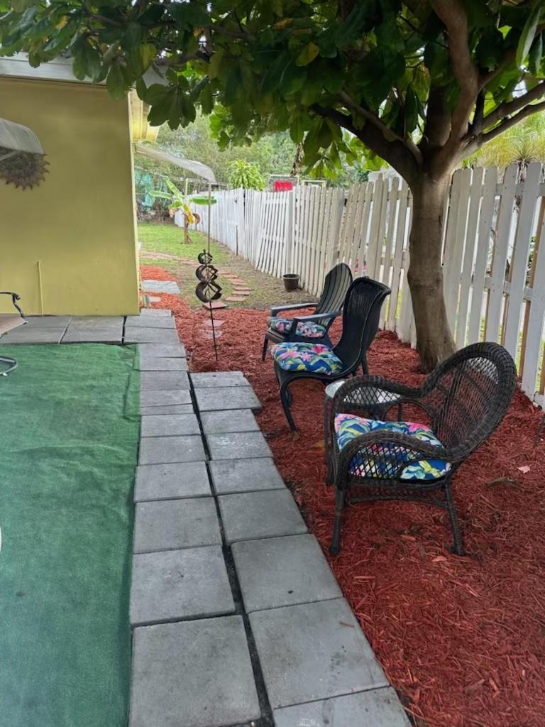 Option1 3 Bedroom House Only Option2 Studio Cottage Only Option3 House Plus Cottage Fenced Backyard Private Patio Areas Grill Firepit Plenty Parking! Quick Access 10 Min To Beach Airport Delray West Palm Resort Lake Worth Beach