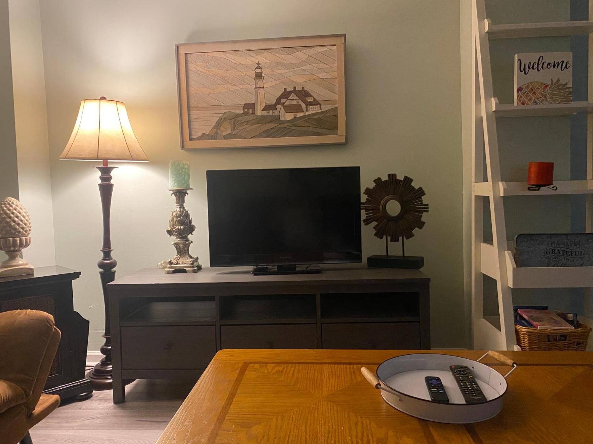 Option1 3 Bedroom House Only Option2 Studio Cottage Only Option3 House Plus Cottage Fenced Backyard Private Patio Areas Grill Firepit Plenty Parking! Quick Access 10 Min To Beach Airport Delray West Palm Resort *