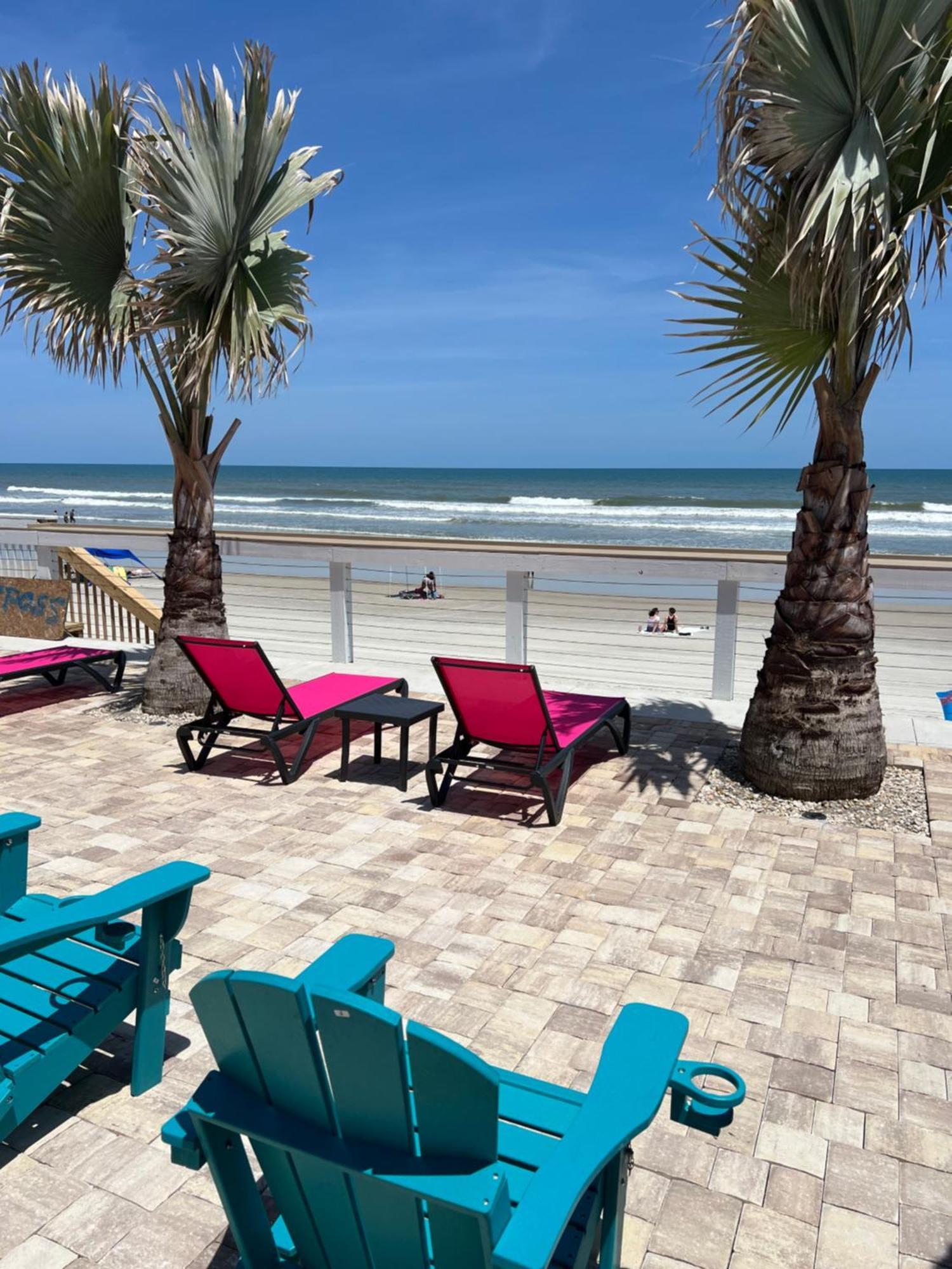 Flamingo Beachfront - Daytona 2*