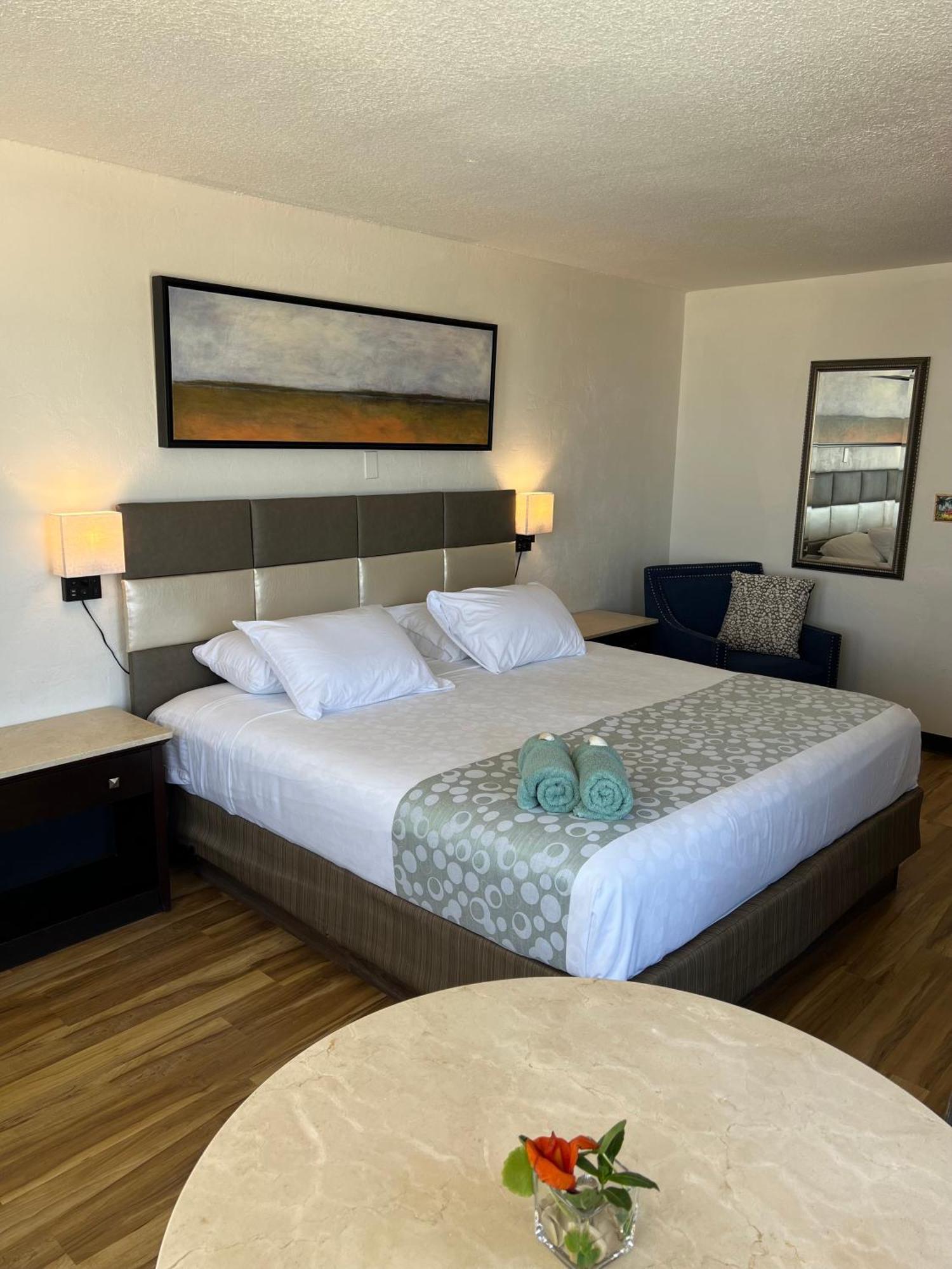 Inn Flamingo Beachfront - Daytona Daytona Beach