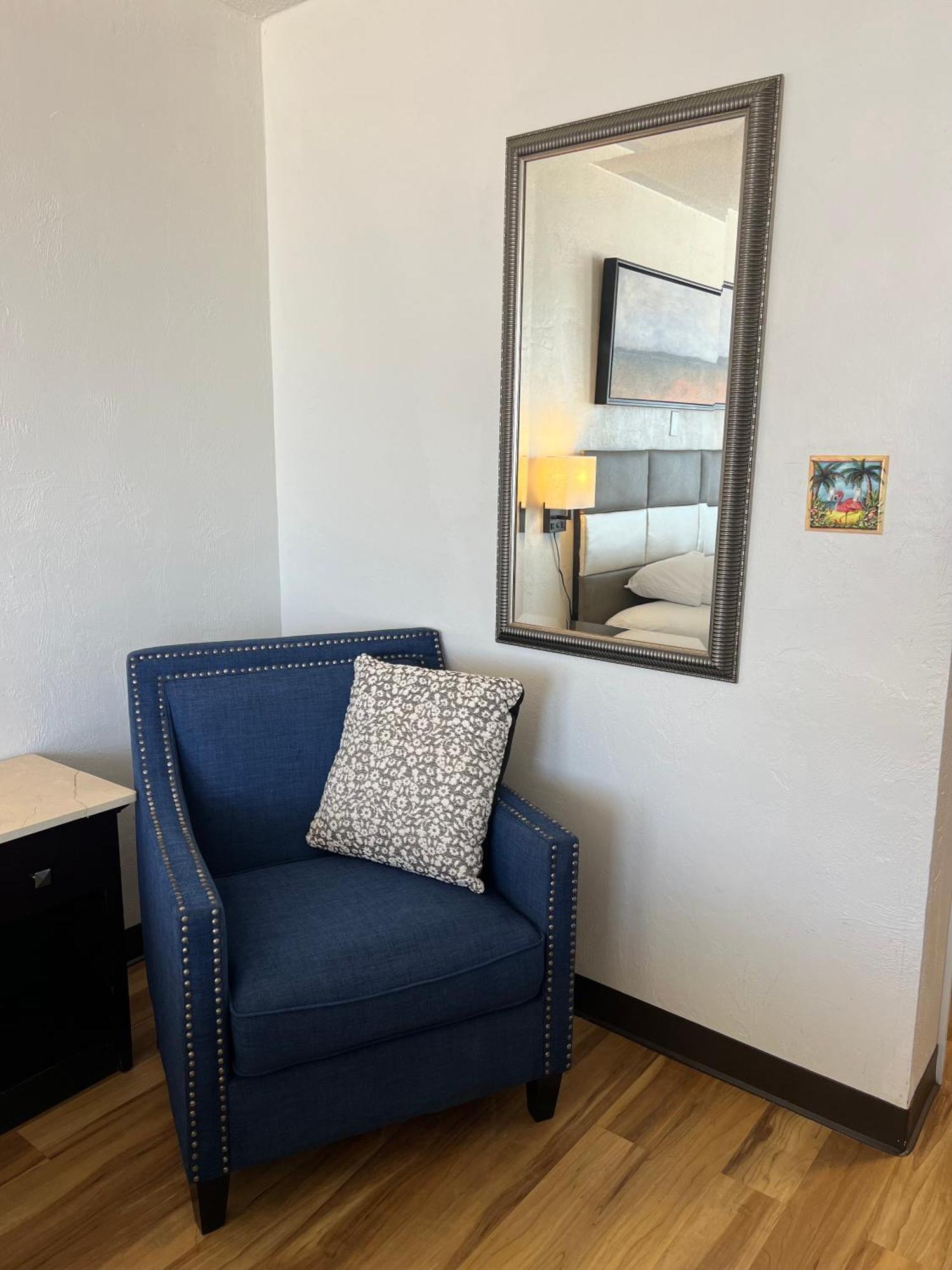 Flamingo Beachfront - Daytona Inn 2*