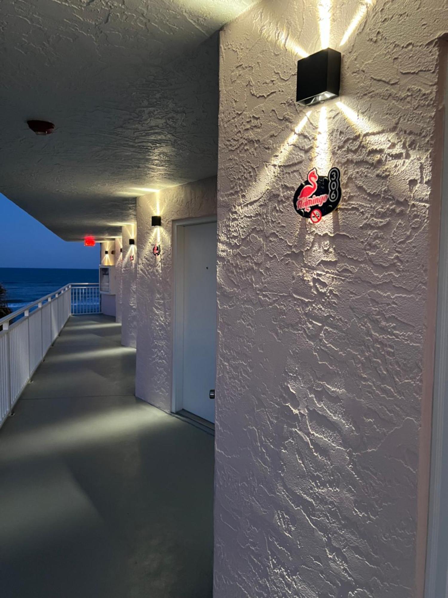 Inn Flamingo Beachfront - Daytona 2*