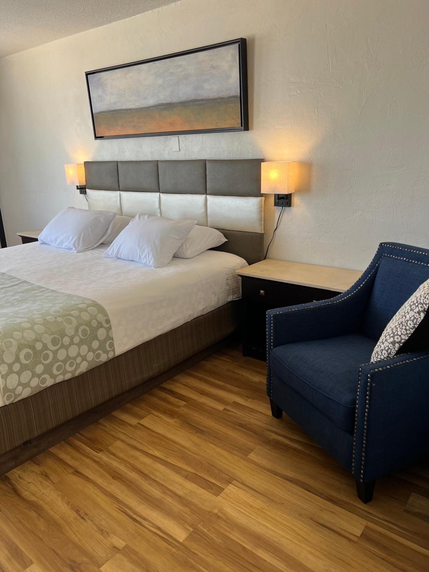 Inn Flamingo Beachfront - Daytona 2*