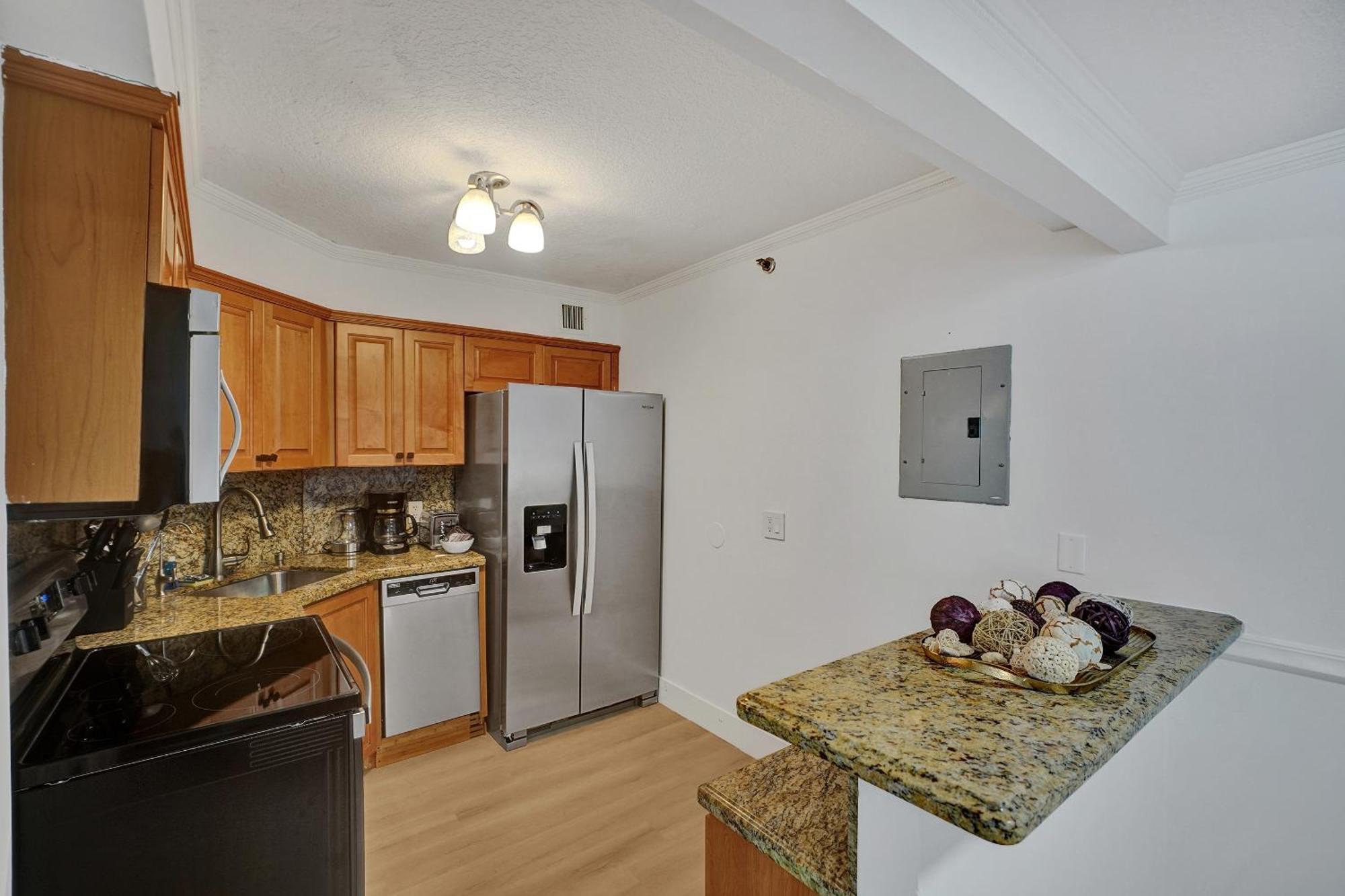 Chic 2-bedroom With Service & Gym / 1210 Apartment Miami Beach