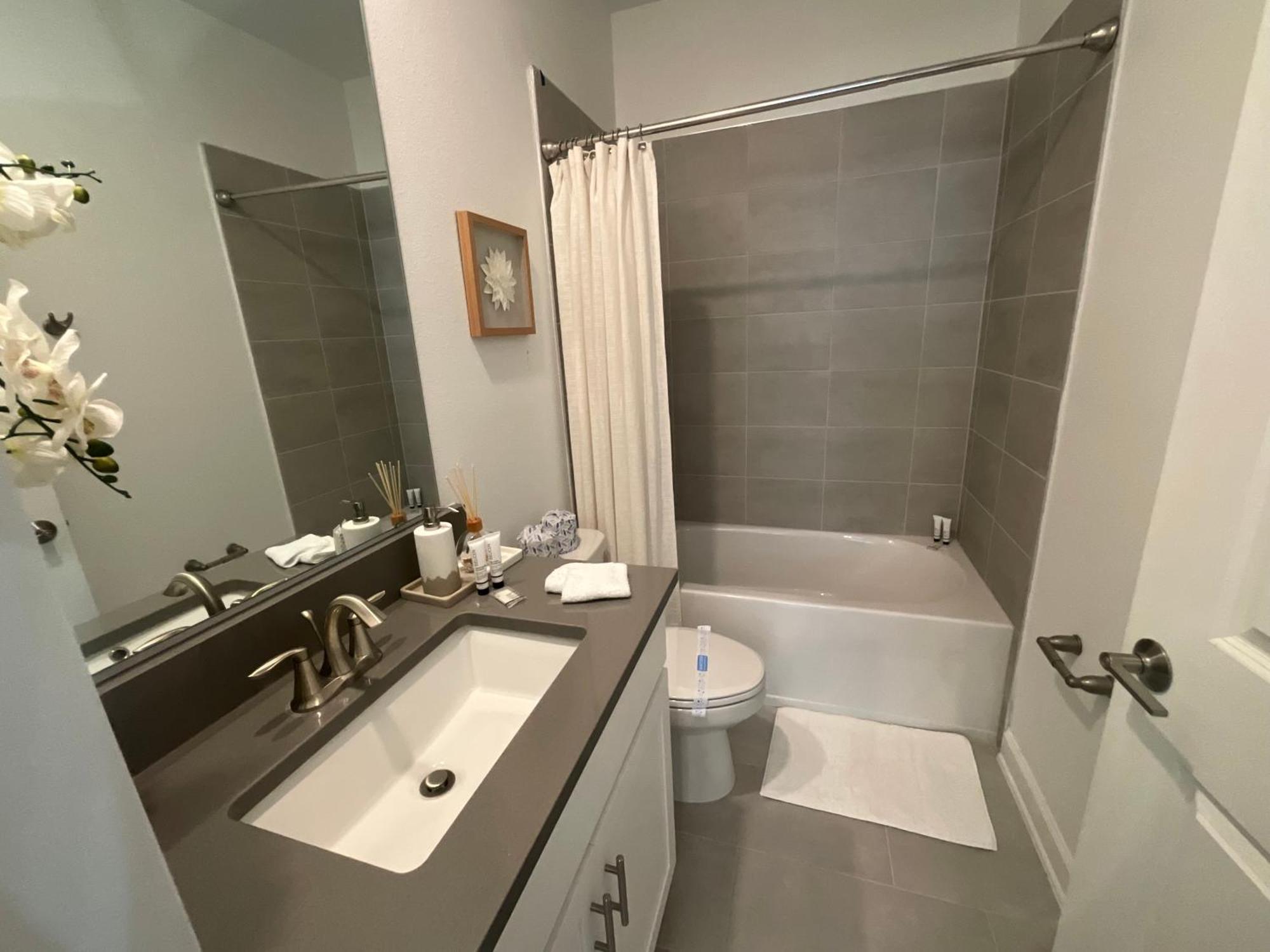New Luxury Private Pool Holiday home *