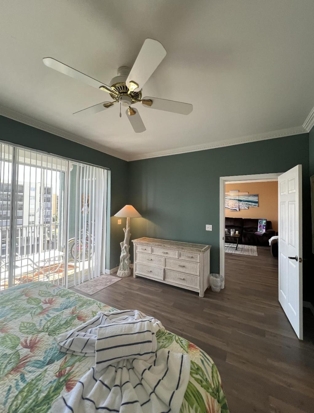 Canal-front W/ Heated Pool & Access! * Fort Myers Beach