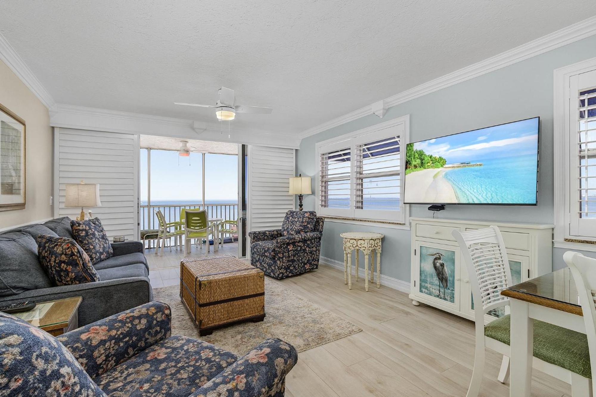 Holiday home 706 Top-floor W/ Gulf Views, Pool