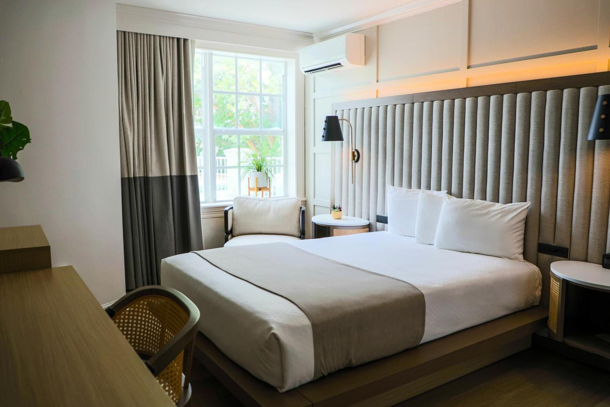 Riverside 4*