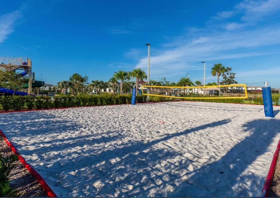 New 8 Bedrooms And 5 Bathrooms At Storey Kissimmee