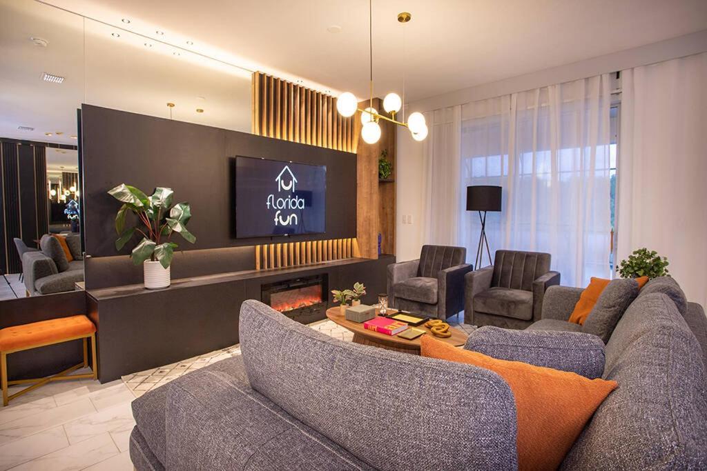 New 8 Bedrooms And 5 Bathrooms At Storey *