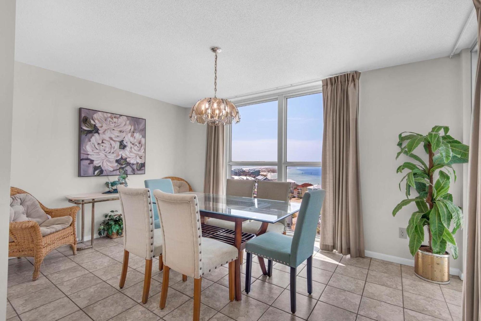 Tristan Towers Unit 10a Holiday home *
