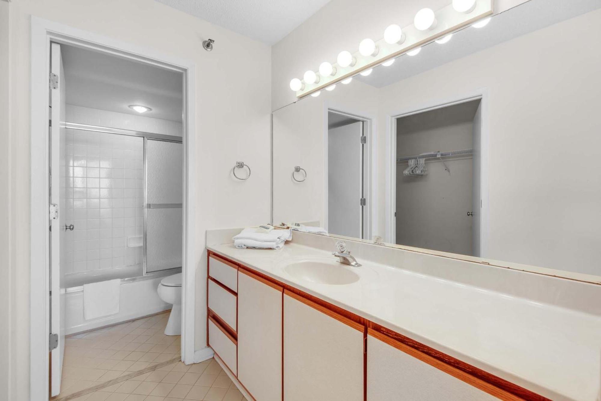 Tristan Towers Unit 10a Pensacola