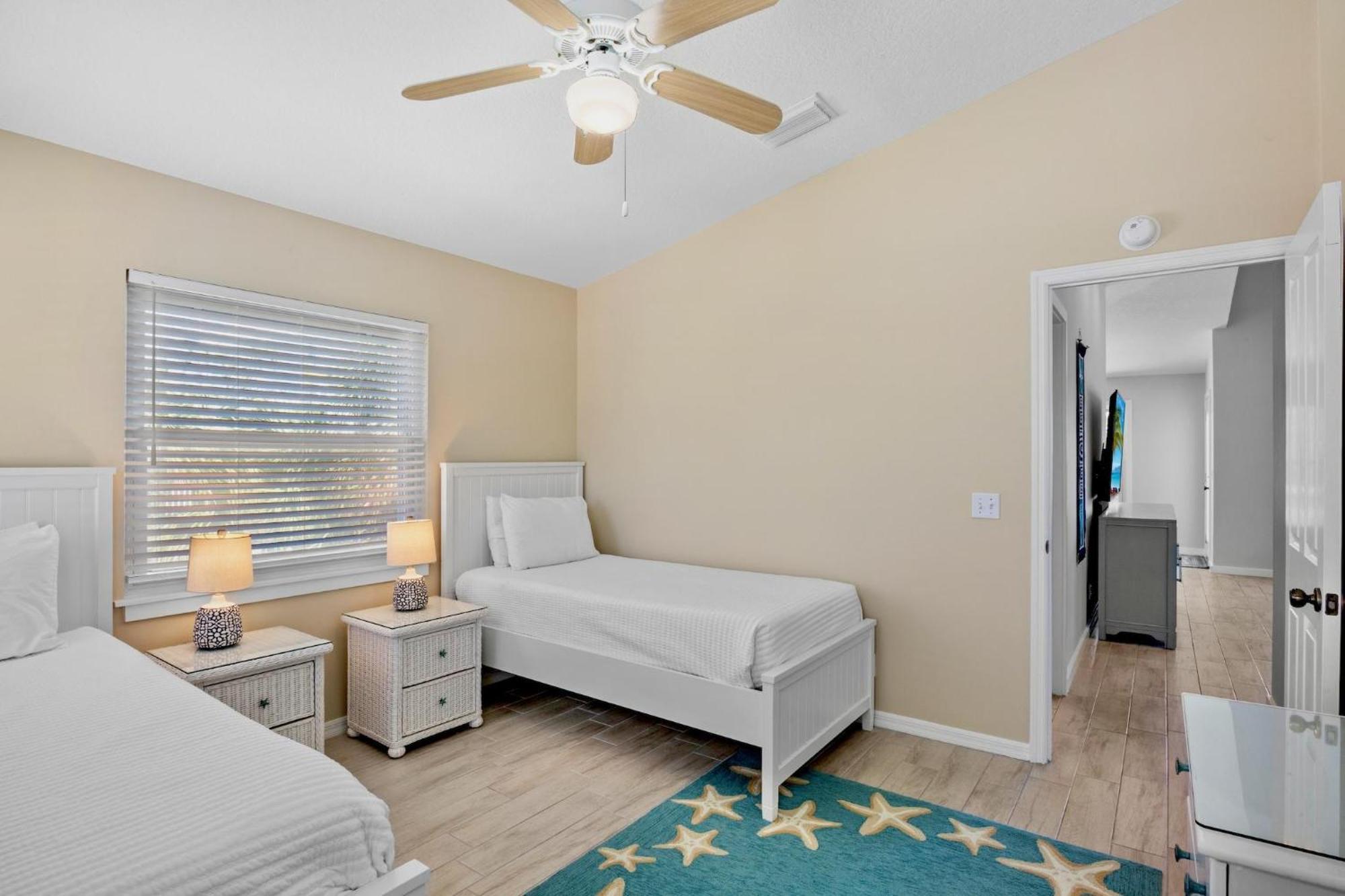 Magnolia Breeze Anna Maria