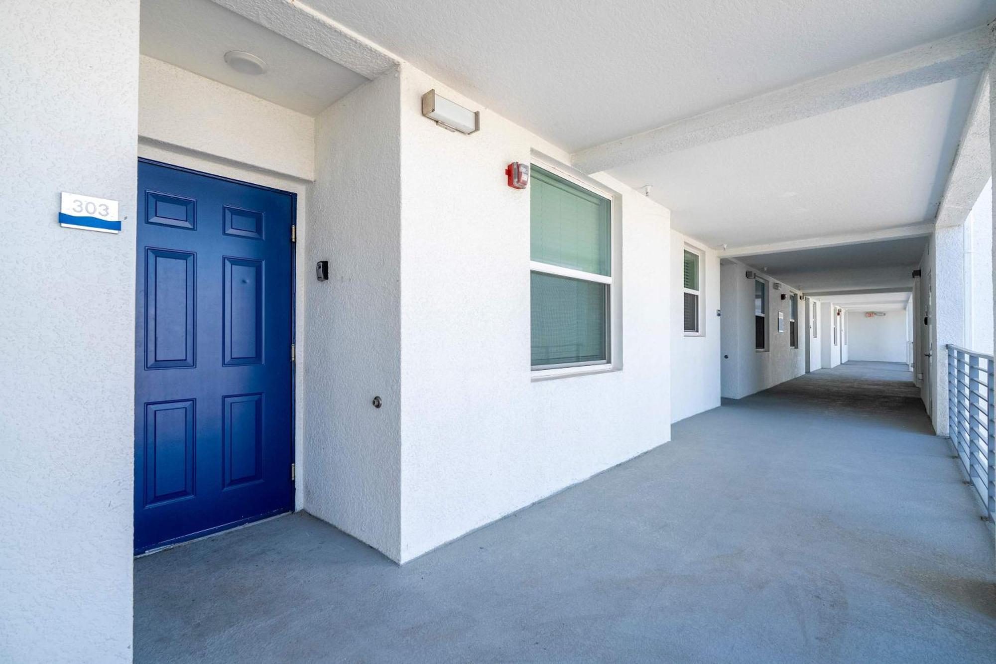 Gorgeous 2bd Close To At Storey Holiday home Kissimmee
