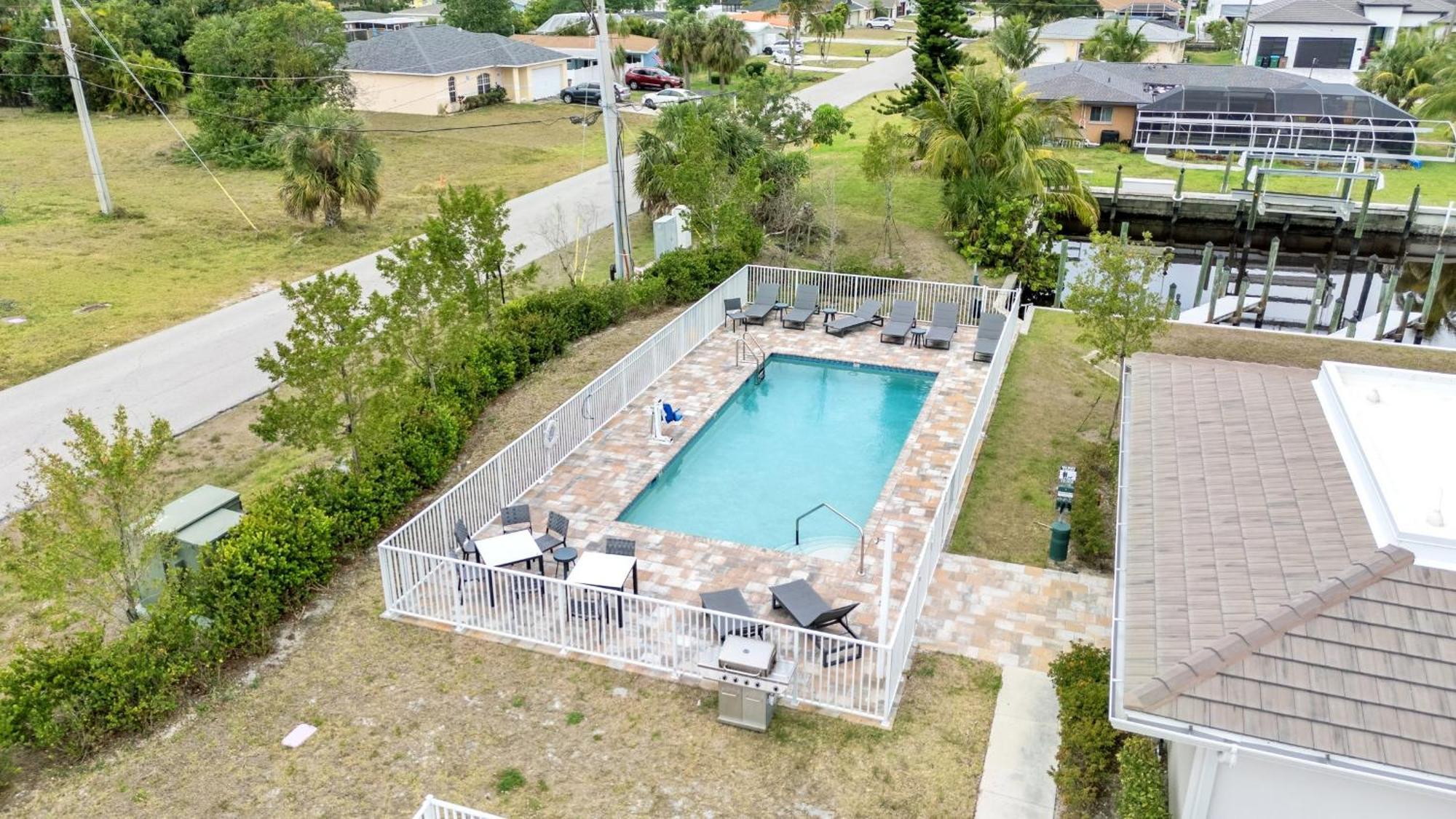 Holiday home Gulf Access With Boat Slip, Heated Saltwater Pool - Bacino Vistas 205 & 208 - Roelens *