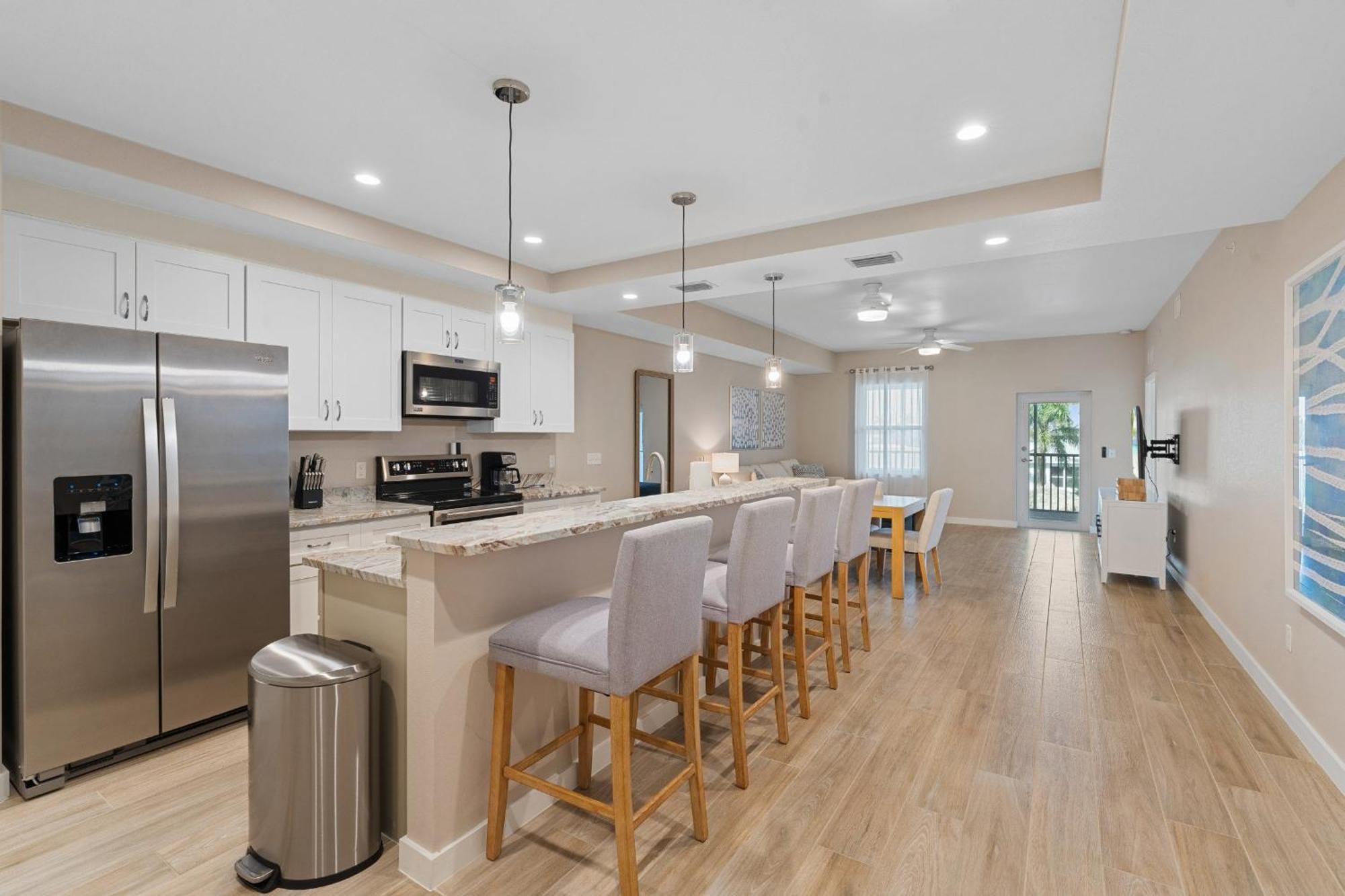 Gulf Access With Boat Slip, Heated Saltwater Pool - Bacino Vistas 205 & 208 - Roelens Holiday home Cape Coral
