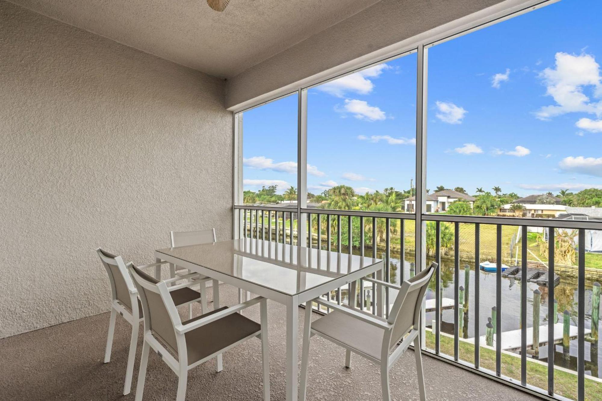 Gulf Access With Boat Slip, Heated Saltwater Pool - Bacino Vistas 205 & 208 - Roelens Holiday home