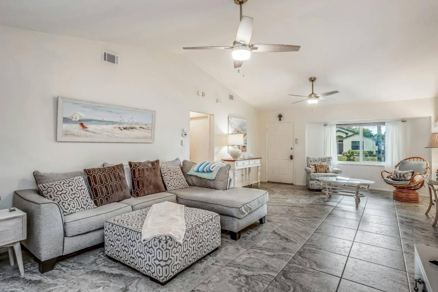 Holiday home Fresh Water Canal, Pet Friendly & Bikes - Coral Cove - Roelens Vacations *