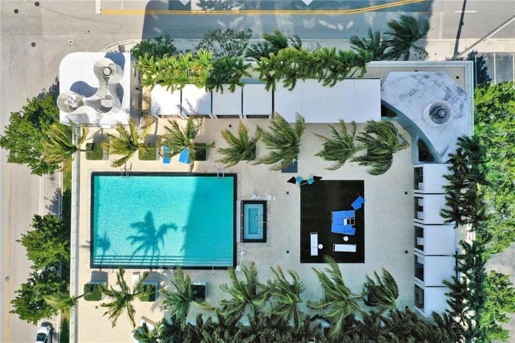 Luxury Beachfront Two Bedroom - W Residences Aparthotel *