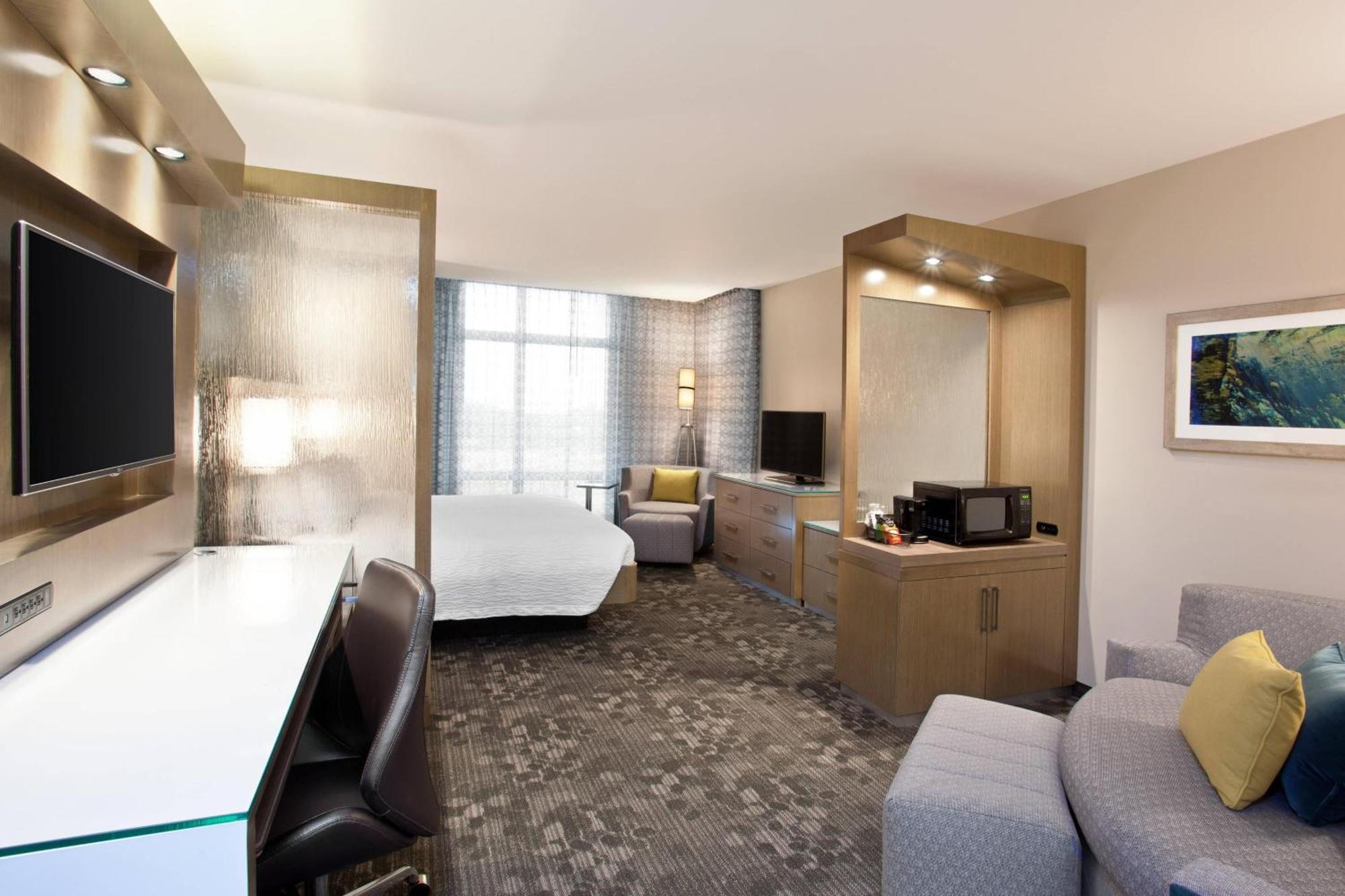 Hotel Courtyard By Marriott Orlando South/grande Lakes Area 2*