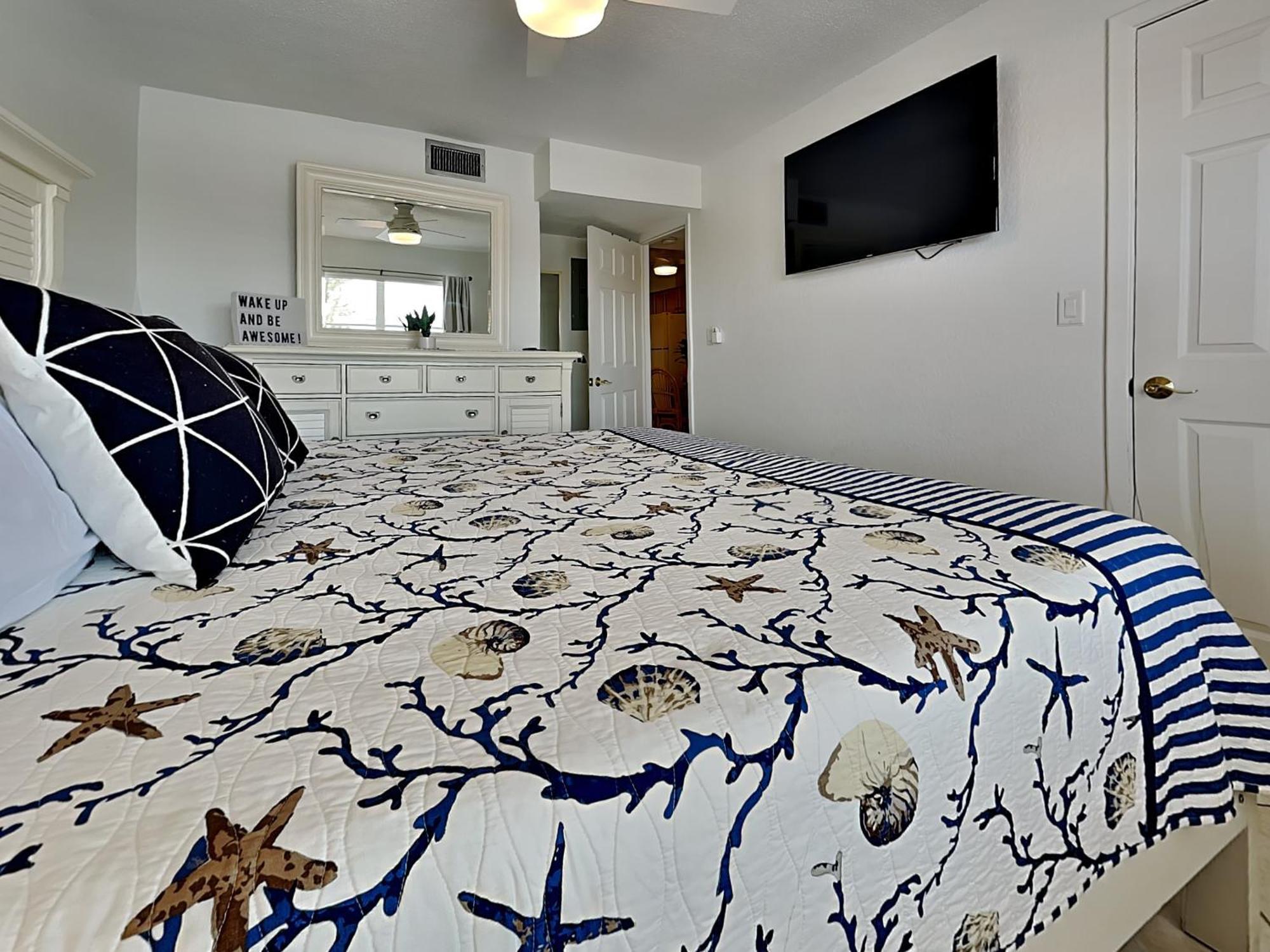 Apartment Waves 17 St. Pete Beach