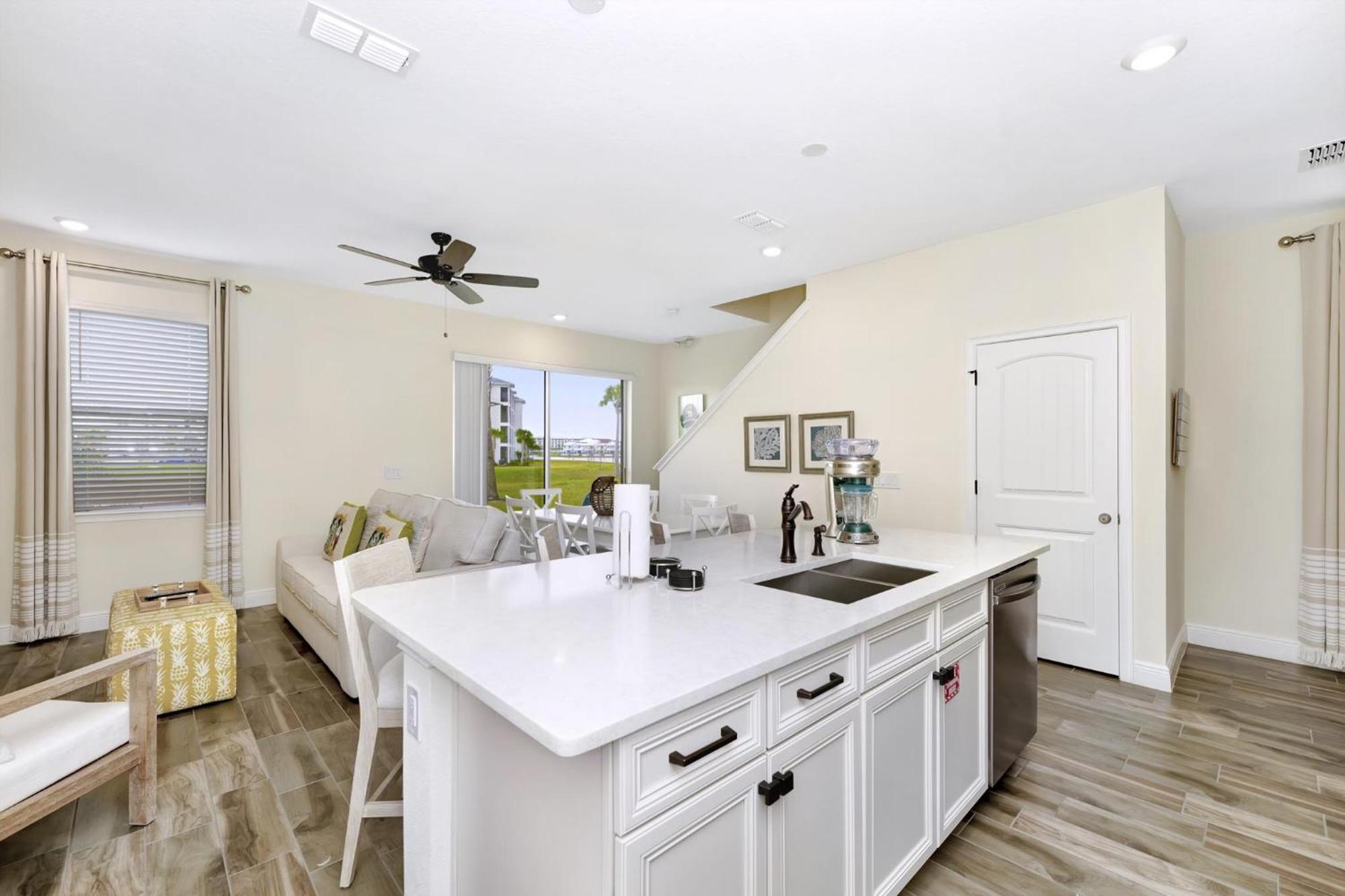 Villa Citrus Sunshine Near With Margaritaville Access - 3049cs *