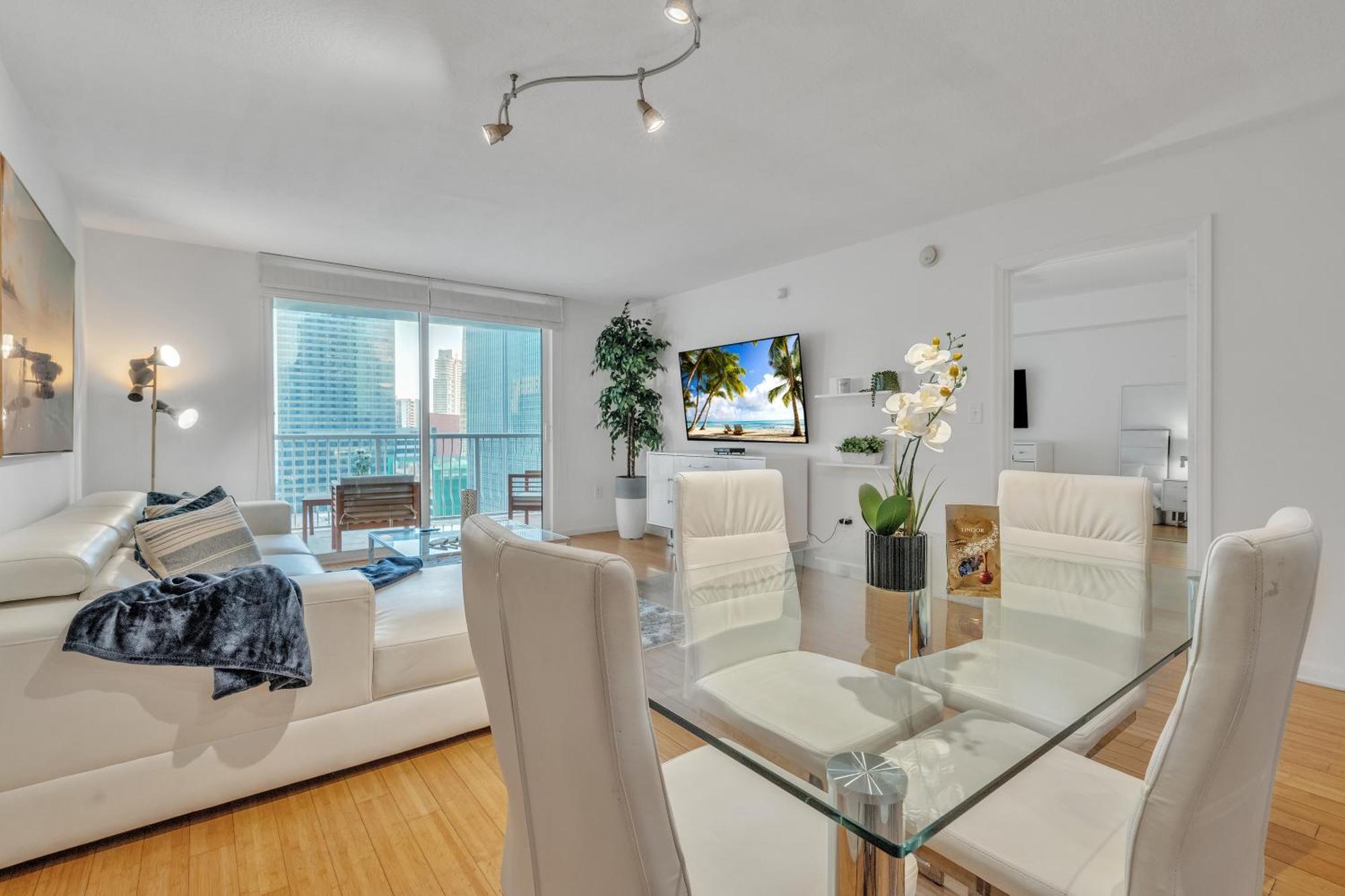 Cozy 1 Bedroom In The Heart Of Brickell Apartment