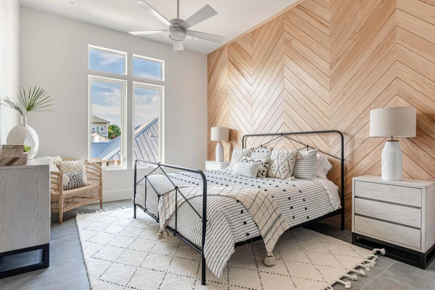 30A Beach Gem Mansion W/ Pool, Golf Cart & Bikes! *