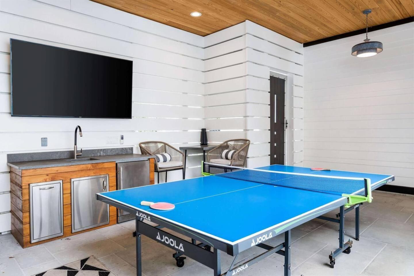 Holiday home 30A Beach Gem Mansion W/ Pool, Golf Cart & Bikes! *