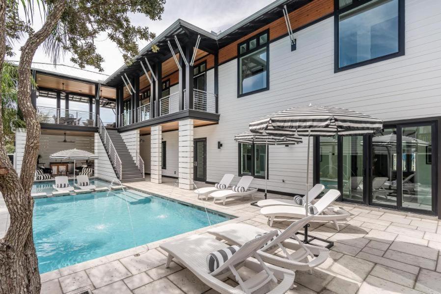 30A Beach Gem Mansion W/ Pool, Golf Cart & Bikes! *