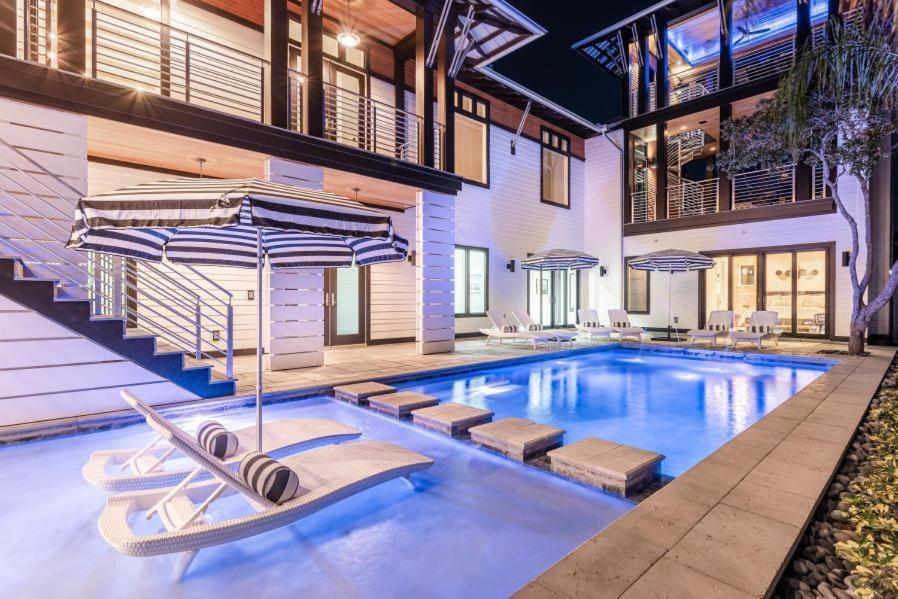 30A Beach Gem Mansion W/ Pool, Golf Cart & Bikes! Holiday home