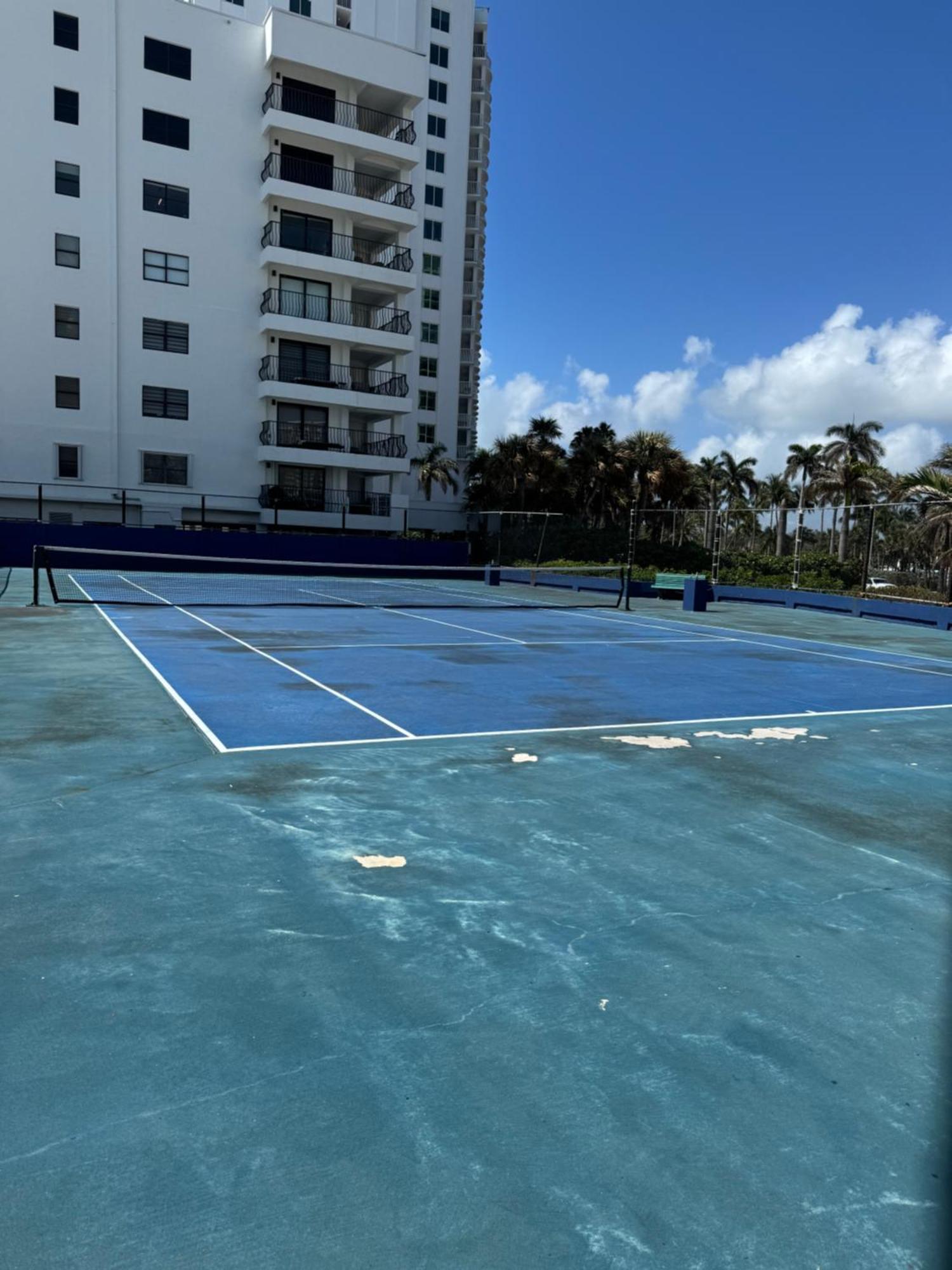 Aparthotel Castle Studio,tennis Court And Swimming Pool With Access