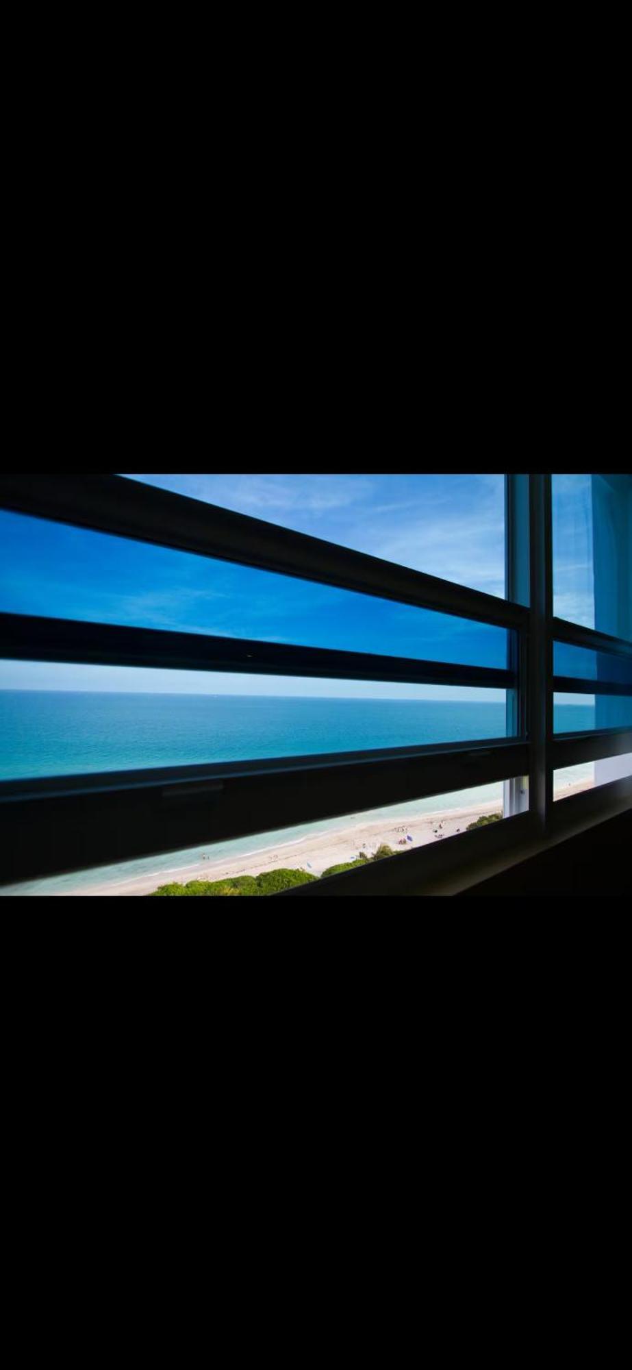 Castle Studio,tennis Court And Swimming Pool With Access Miami Beach