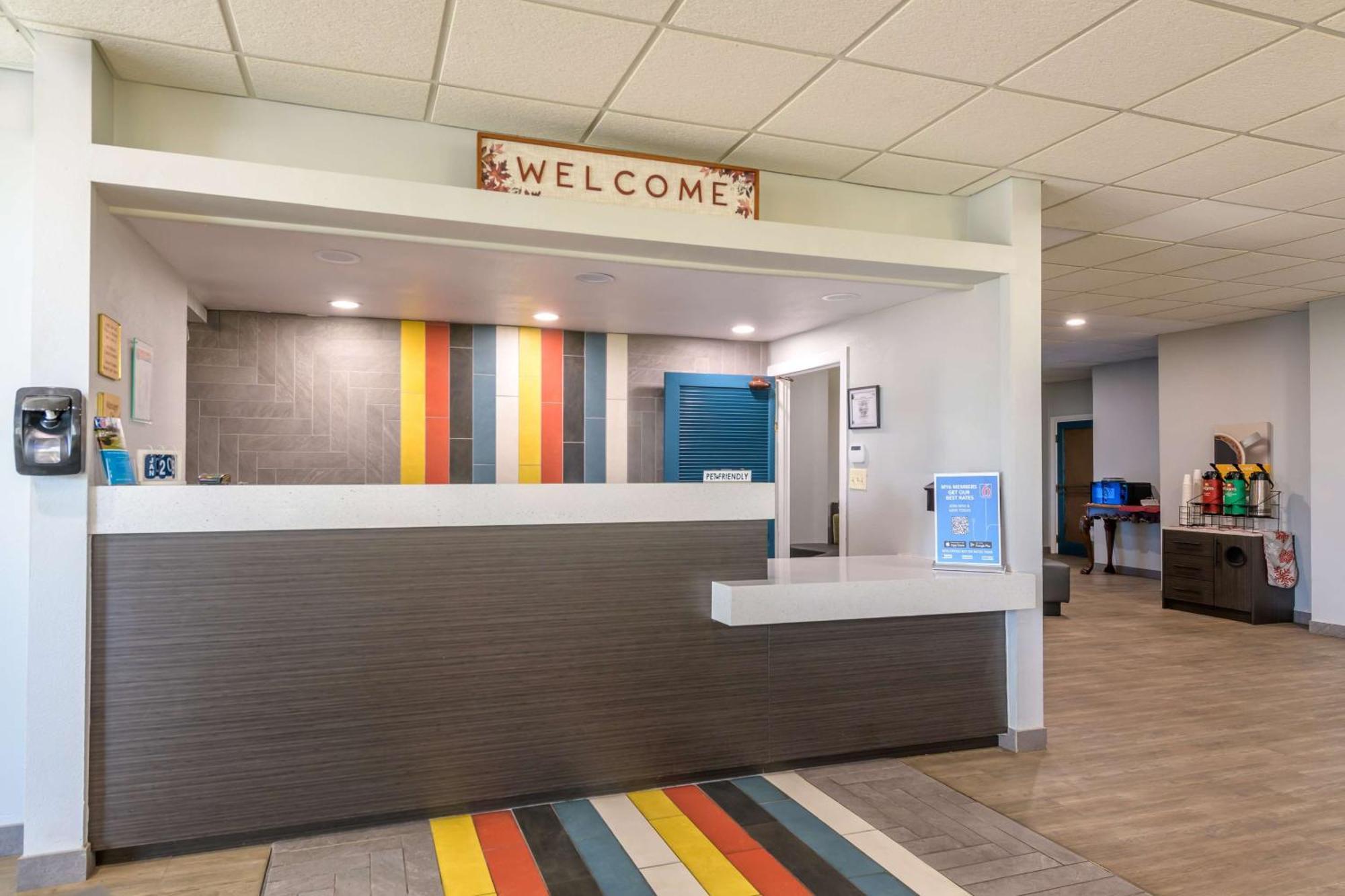 6-spring Hill, Fl - Hotel 2*