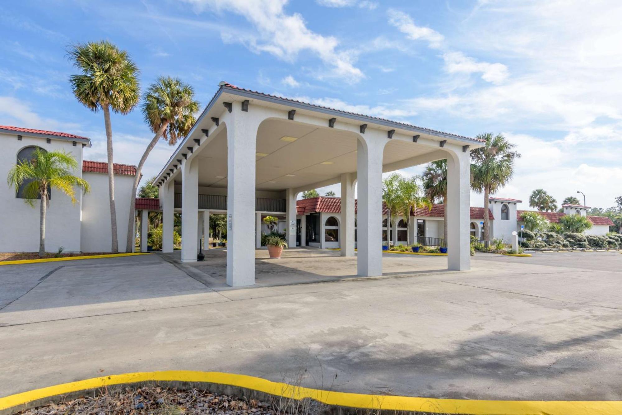 6-spring Hill, Fl - Hotel Weeki Wachee