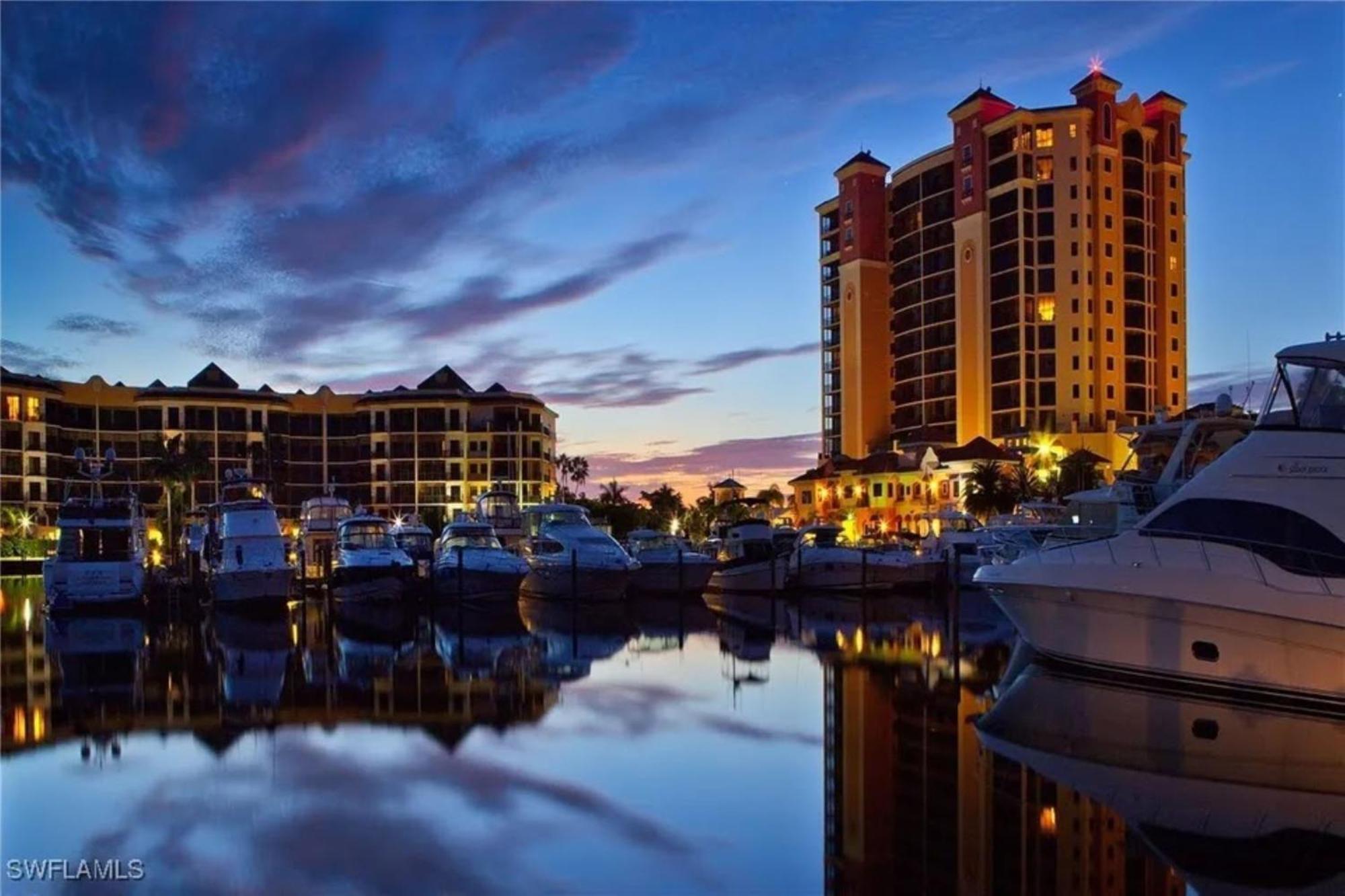 Vista Del Mar At Cape Harbour Marina, 10th Floor Luxury Condo, King Bed, Views!
