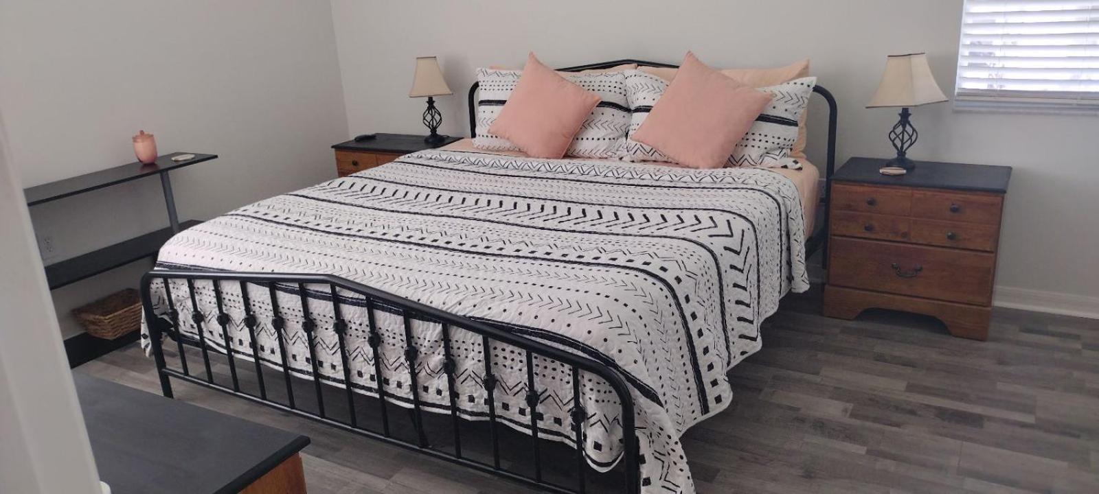 Holiday home Themed Kid Bedrooms, 17 Miles To And Legoland, Private Pool, Kitchen, Wifi, Washer, Dryer *