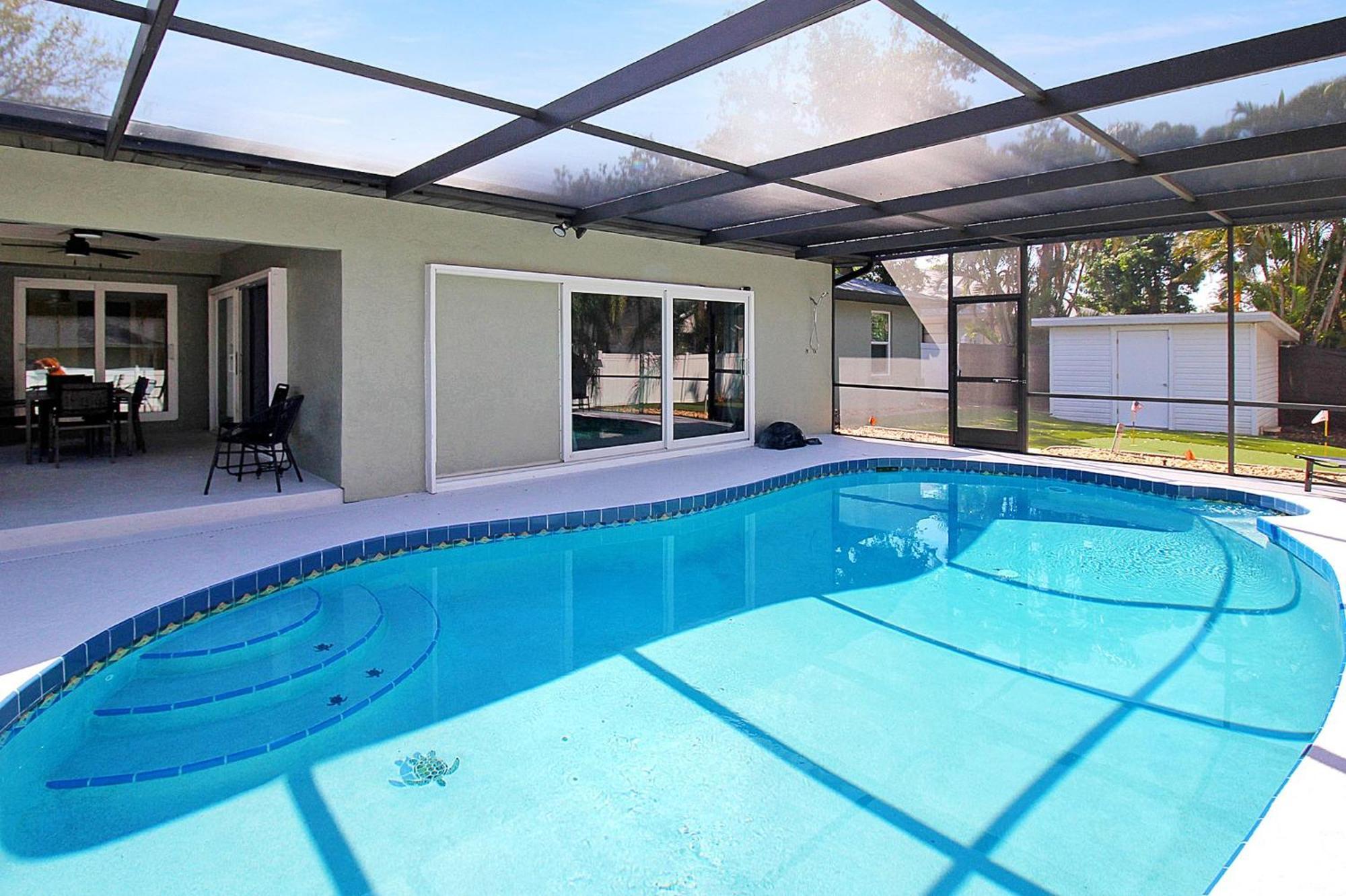 Spacious Pool Game Putting Close To Sunstoppable Holiday home *