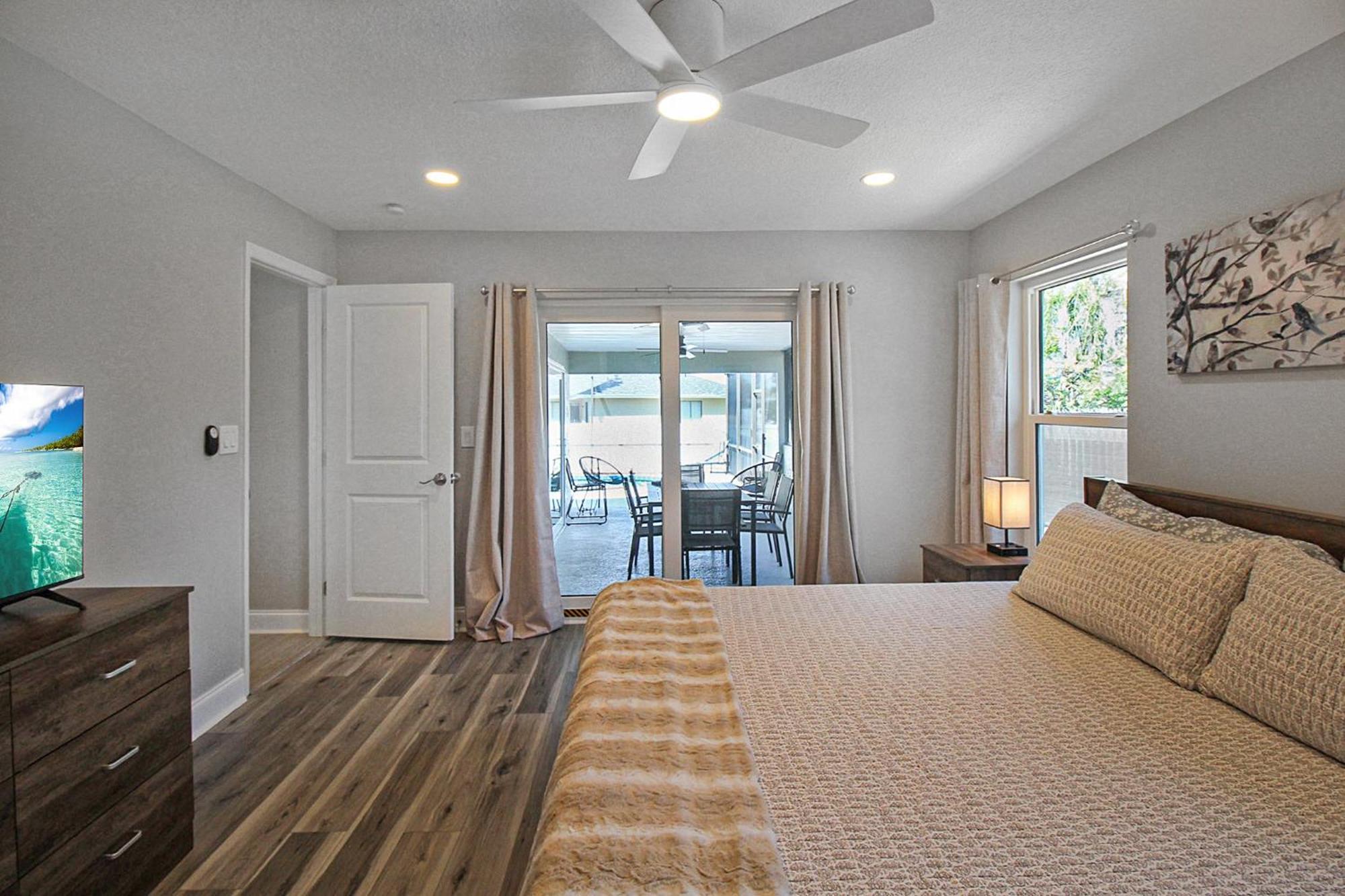 Spacious Pool Game Putting Close To Sunstoppable Holiday home Bradenton