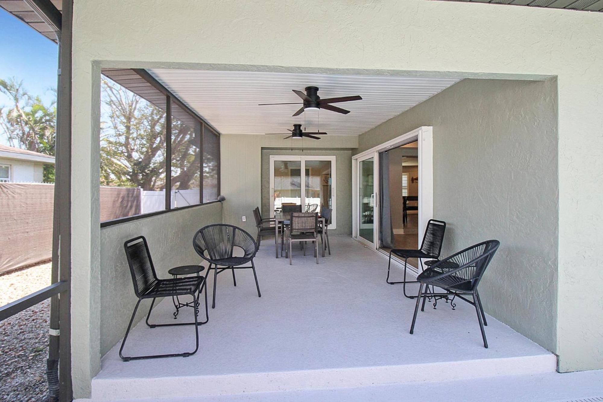 Spacious Pool Game Putting Close To Sunstoppable Bradenton