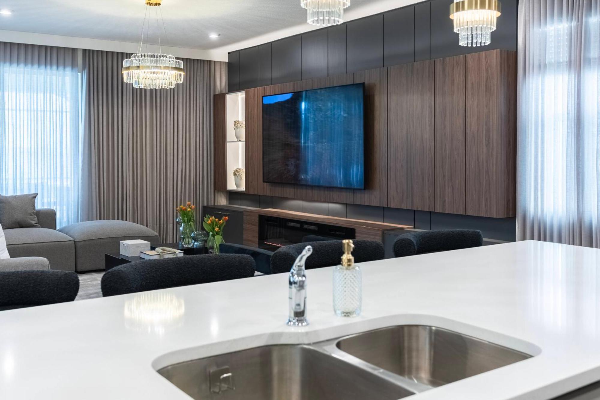 2025 New 09 Bedrooms At Solara Davenport