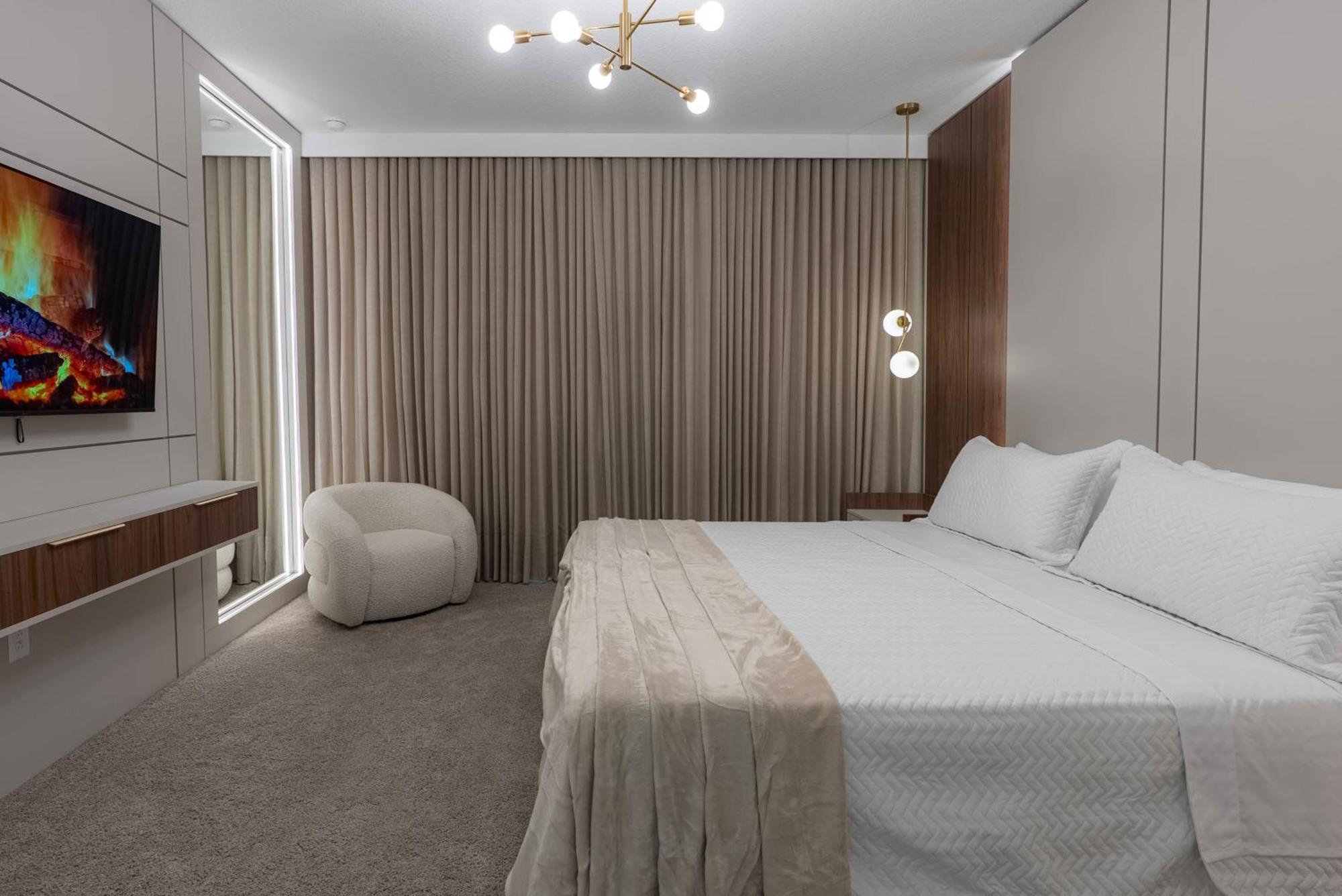 2025 New 09 Bedrooms At Solara Holiday home Davenport