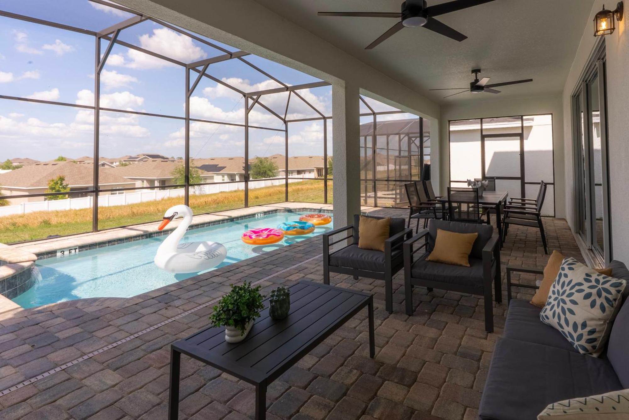 2025 New 09 Bedrooms At Solara * Davenport