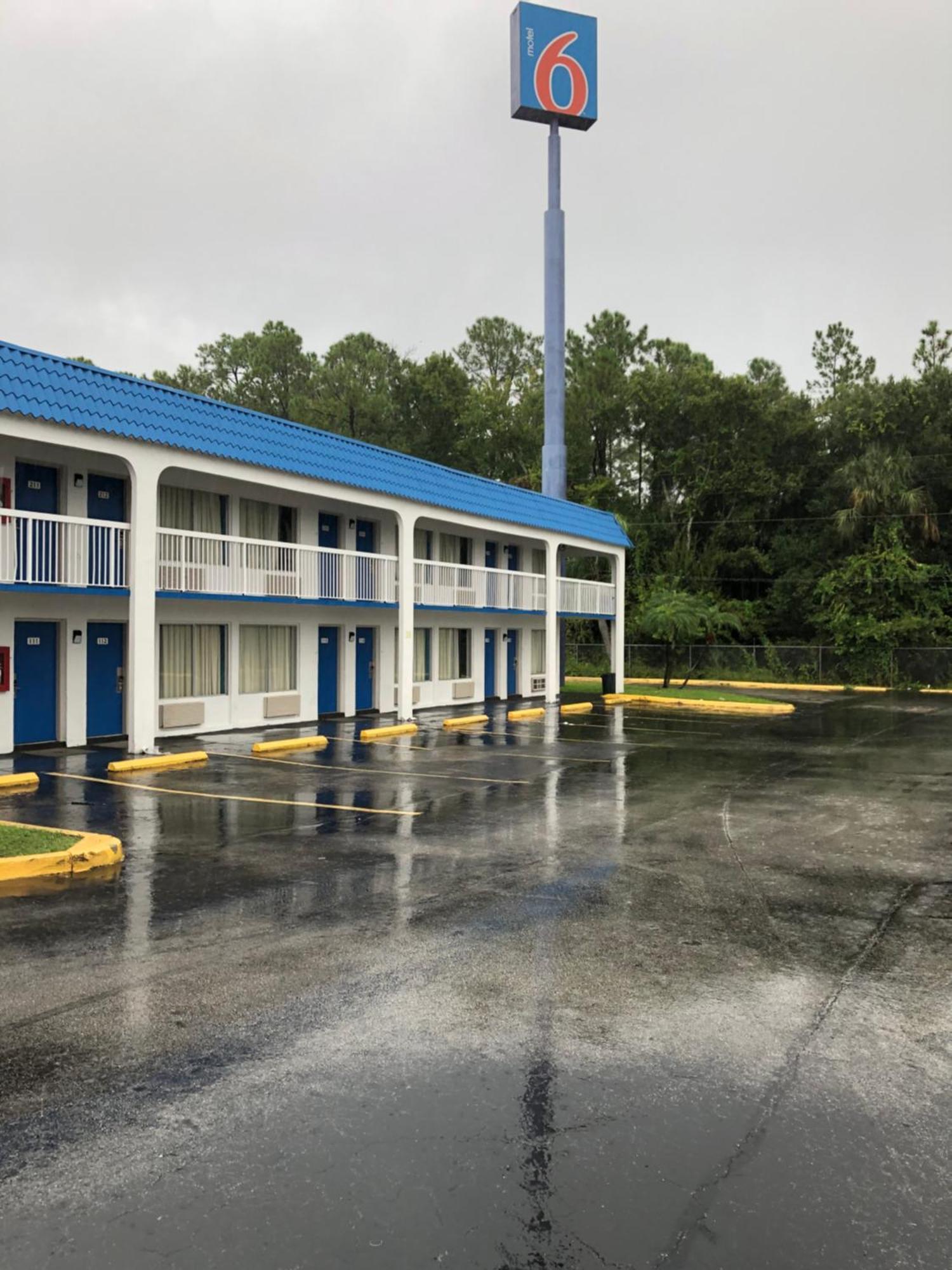 6-daytona Beach, Fl - Speedway Hotel 2*